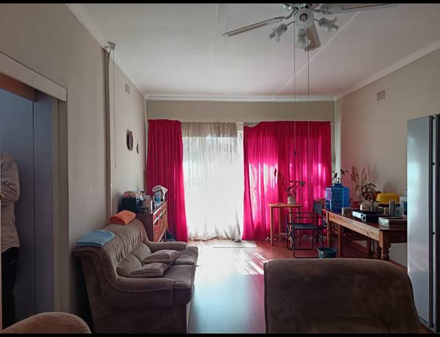 5 BEDROOM HOUSE FOR SALE IN THREE RIVERS